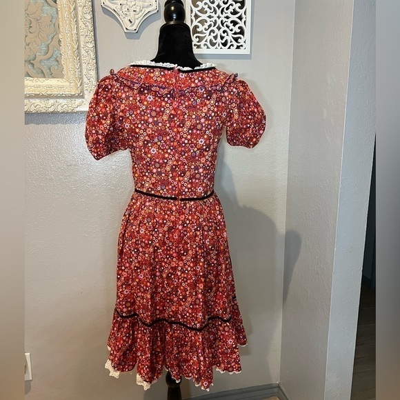 Vintage early 1970’s floral dress - Picture 5 of 13